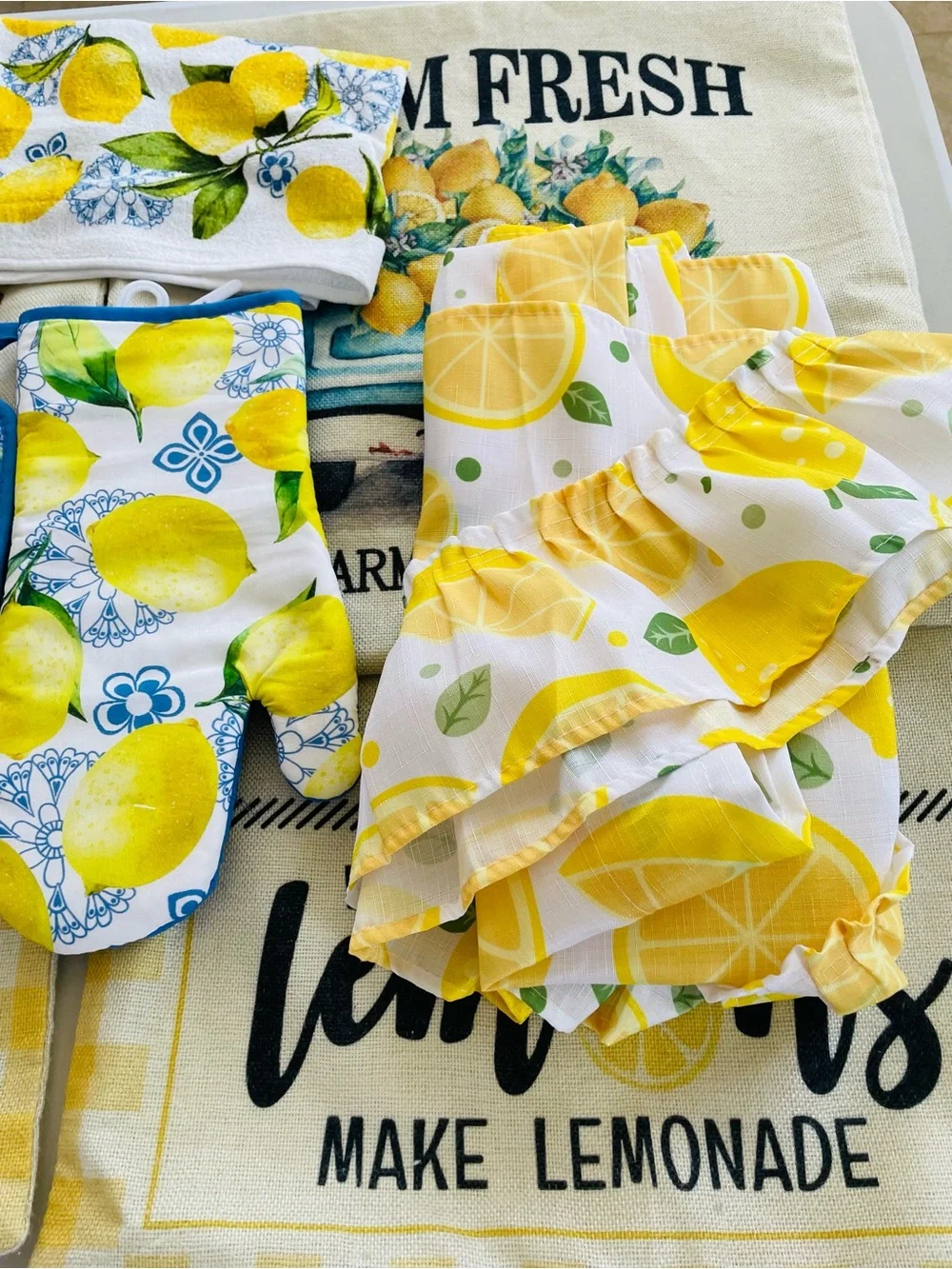 10pcs Lemon Print Kitchen Linen Set - Yellow
